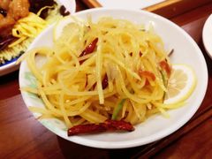 酸辣土豆丝-满园烤鸭·春饼(太原街万达店)
