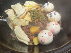 -万里闯关东铁锅炖菜馆(高新旗舰店)