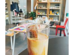 黑砖拿铁-dotcom coffee古点咖啡(致真大厦店)