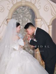 -派丽莫Pellimo原创设计婚纱品牌