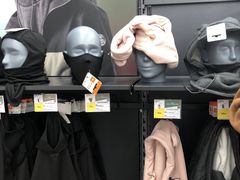 -迪卡侬(苗岭路店)