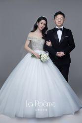 -乐派诗婚纱摄影