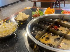 -邓莽子老火锅(中兴路总店)