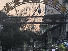 -溪岸路花鸟市场