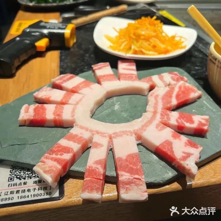 这家烤肉性价比高到我像是在抢[流汗]