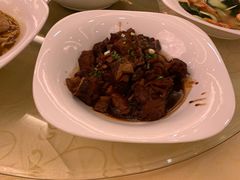 -山明水秀大饭店