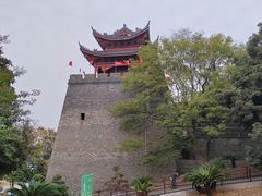 -巴陵广场