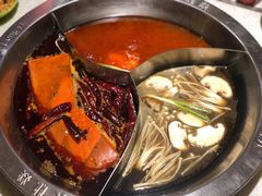 -大龙燚火锅(天钥桥路店)