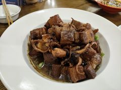 八爪鱼炖红烧肉-天宝酒店(万达店)