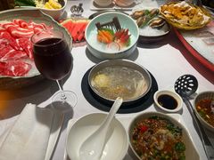 -泓炙颐凤鲜海鲜火锅料理(桐乡店)