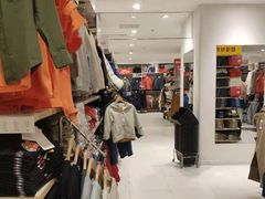 -优衣库(武汉国际广场店)