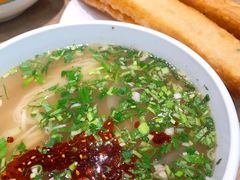 招牌骨汤牛肉面-西部马华清真兰州牛肉面·烧烤夜市(三里河店)