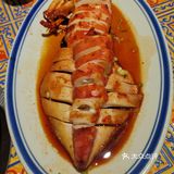 韭菜虾米很香，配点萝卜干，很爽口。重点说鸡肉