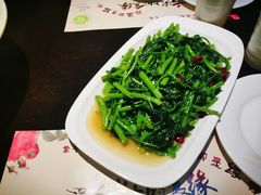 -舌尖上的食缘花园主题餐厅