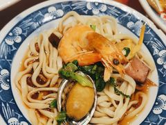 -鱼满舱.地标海鲜.正宗鲁菜(金沙滩店)
