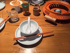 -菌自由丨野生菌火锅特色庭院餐厅(丽江古城店)