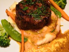 -WOLFGANG PUCK KITCHEN & BAR(迪士尼小镇店)