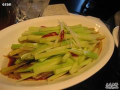 芥蓝-同忆餐厅(莫干山路店)