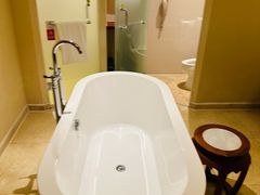 -三亚亚龙湾雅高美爵酒店