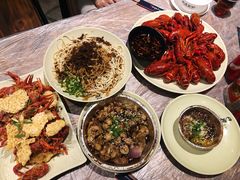 -巴厘龙虾·榜首油焖大虾(音乐学院·沿江酒馆店)