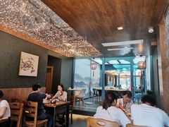 大堂-八道本地特色菜馆(大鹏古城店)