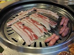 -哈哈碳都·牛肋条无限自助烤肉(台江万达店)