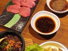 -炼火烤肉店