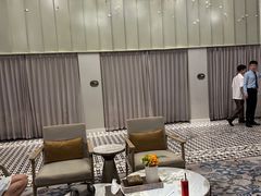 -浅深(世茂滨江精品店)