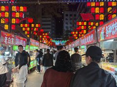 -正宁路小吃夜市