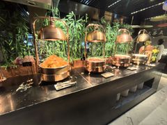 -朗丽兹自助餐厅
