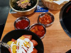 -肥肥虾庄·金牌油焖大虾(杨园滨江时代walk店)