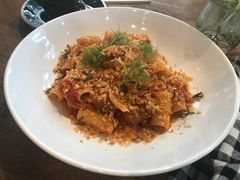 -ROAST coffee & eatery