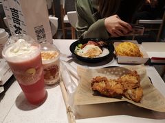 -喜茶(上海兴业太古汇店)