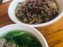牛肉粿加牛肉丸汤-阿伟牛肉店(东山店)