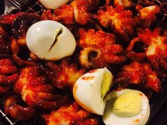 辣烤小章鱼-喜儿家铁网烤章鱼(弘大店)