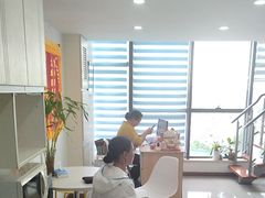 -红蕾家政·保姆·育儿嫂·钟点工