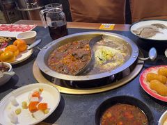 -沸炉重庆老火锅(军事博物馆店)