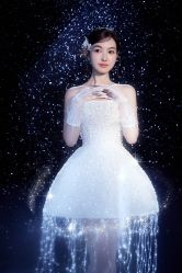 -雪中彩影婚纱摄影·微光艺术中心