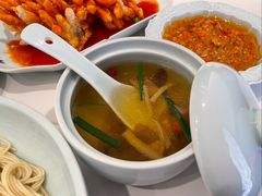 -裕兴记•蟹黄面馆(人民广场店)