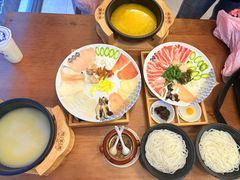 -桥香园云南过桥米线(红龙井店)