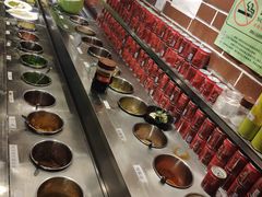 自助调料区-袍哥码头老火锅(横岗分店)