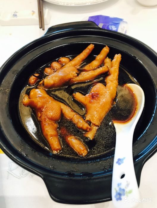 利宝阁(宝安壹方城店)鲍鱼焖凤爪图片