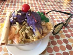 -Jonah's Fruit Shake & Snack Bar