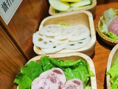 -独食火锅·半米屋台(直营总店)