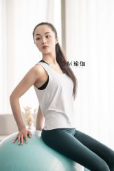 -OM瑜伽教练培训学院