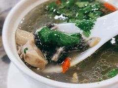 -周家大连水饺(美专校街店)