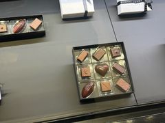 -黑天鹅蛋糕店(青年大街店)