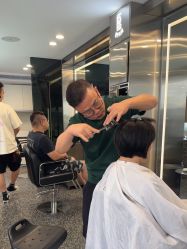 -厘里·salon