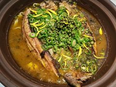 -鸣记脆皮烤鱼·海鲜烤鱼(三八广场店)