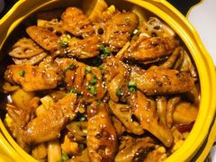 -多嘴超级肉蟹煲(中街恒隆故宫店)